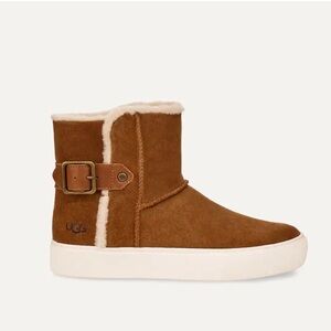 UGGS Aika boots